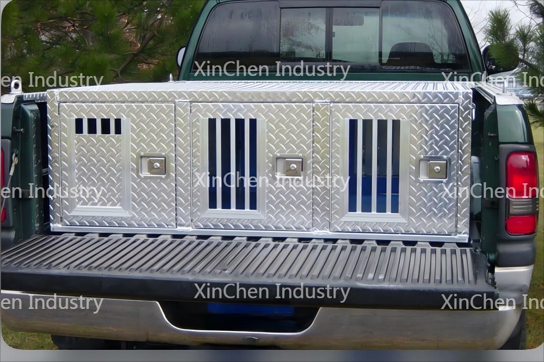 1773044836983368.jpg Aluminium Truck Bed Hunting Dog Crate.jpg